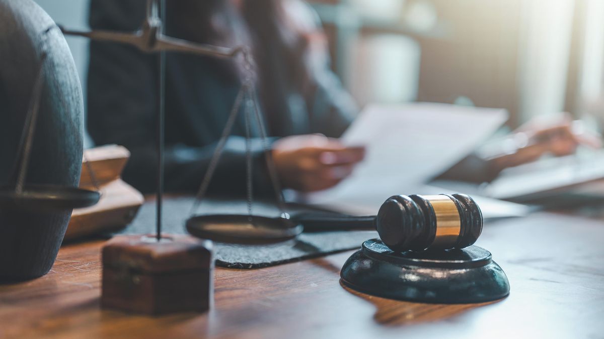 Ruský soud poslal za korupci na 19 let do vězení exnáměstka ministra obrany